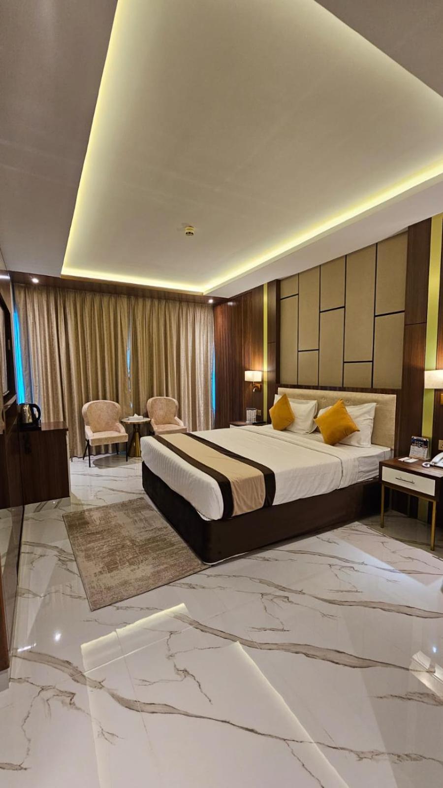 Concorde Deira Hotel -Formerly Golden Tulip Deira Hotel Dubai Bagian luar foto